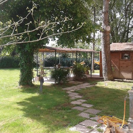 B&B La Quiete โฟลีโญ ภายนอก รูปภาพ